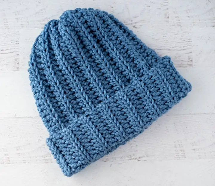 crochet a beanie