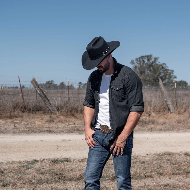 A Timeless Classic: The Men’s Felt Hat