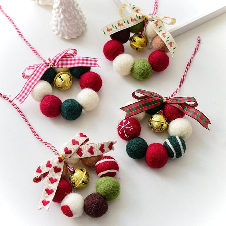 Christmas Felt Garland Crafting: A Festive Guide